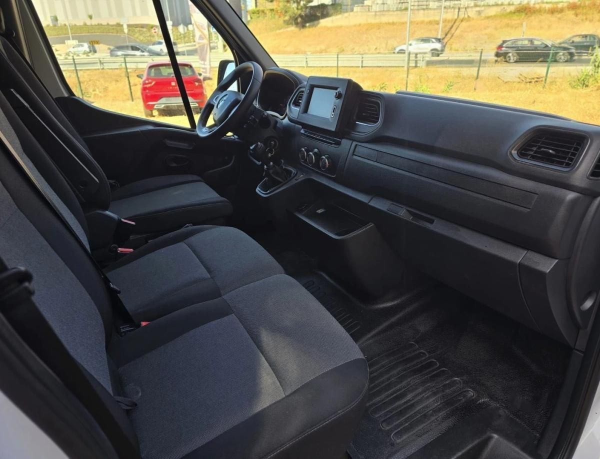 renault-master-2022-diesel-2299cc