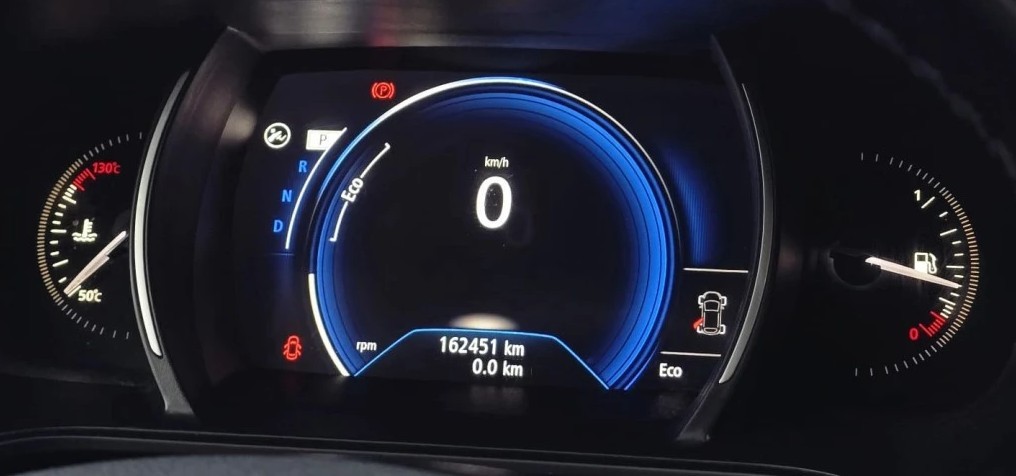 renault-megane-sport-tourer-2018-diesel-1461cc