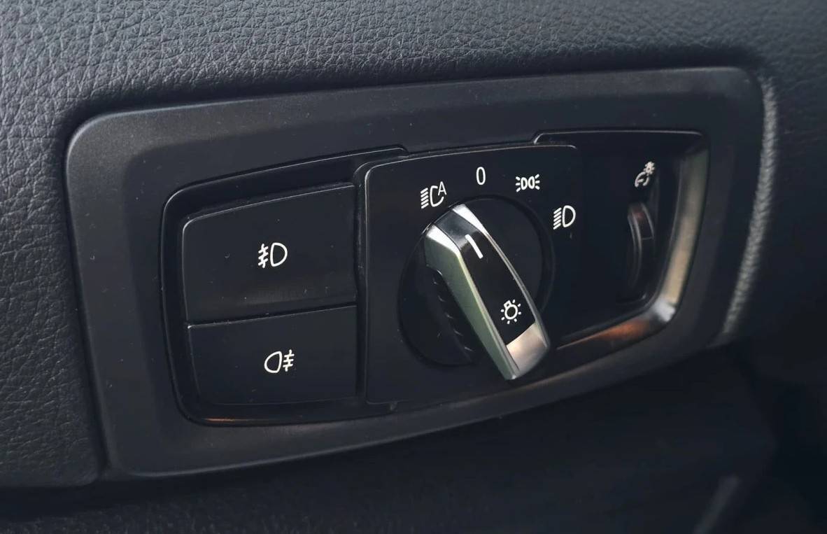 bmw-serie-2-2018-diesel-1496cc