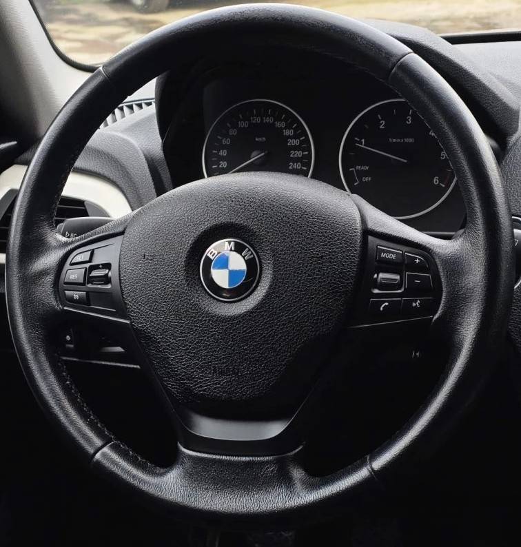 bmw-serie-1-116d-2013-diesel-1995cc