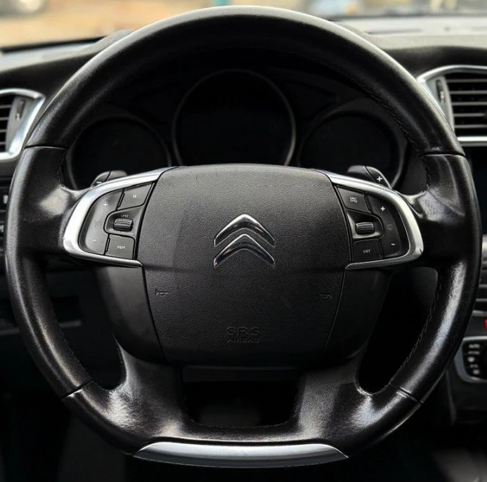 citroen-c4-2014-diesel-1560cc