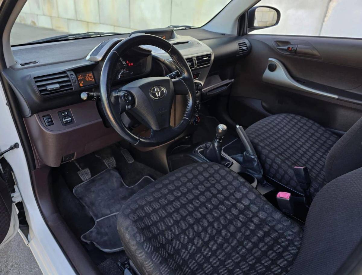 toyota-iq-2009-gasolina-998cc