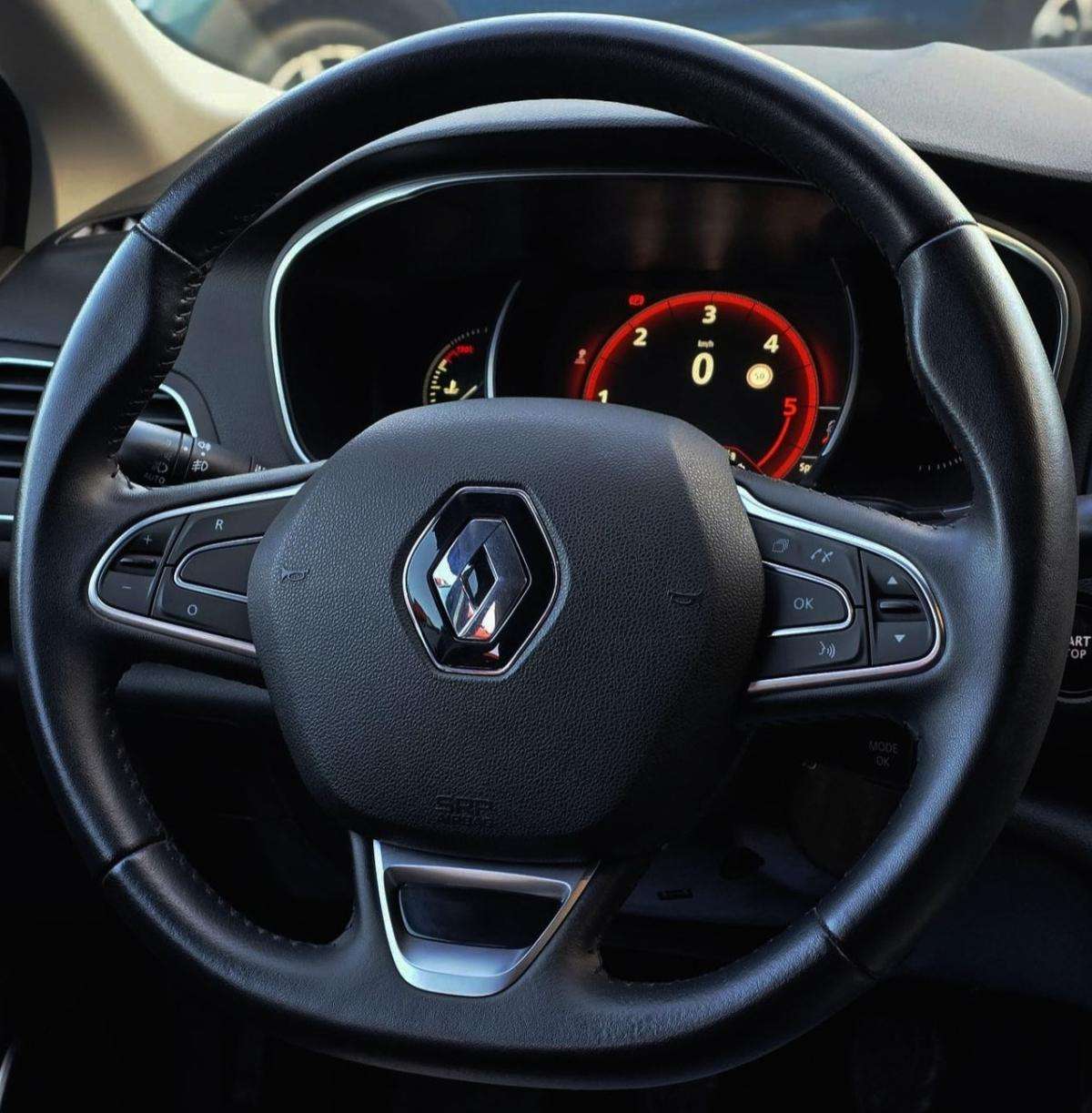 renault-megane-2017-diesel-1598cc