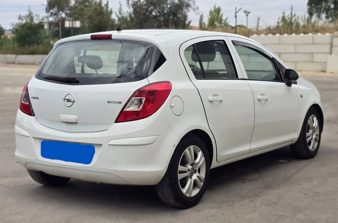 opel-corsa-2010-diesel-1248cc