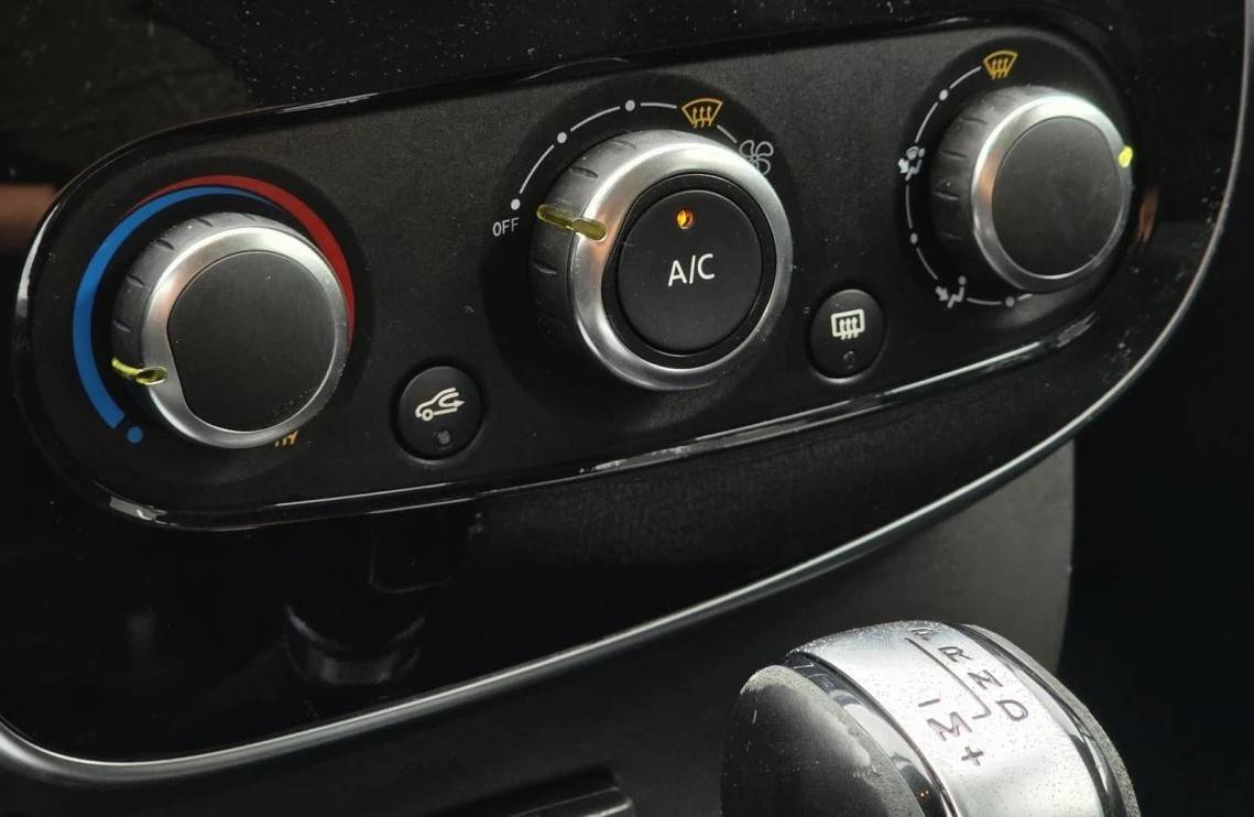 renault-clio-sport-tourer-2017-diesel-1461cc