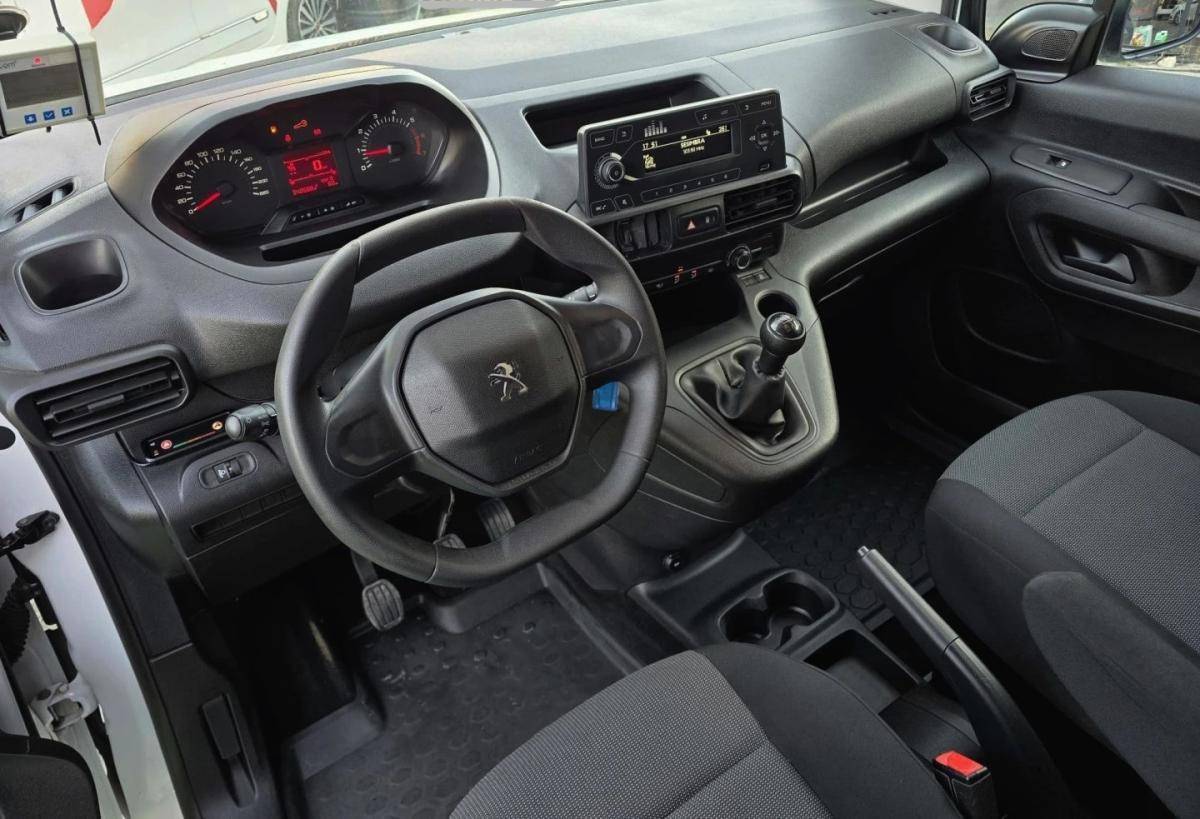 peugeot-partner-2019-diesel-1560cc