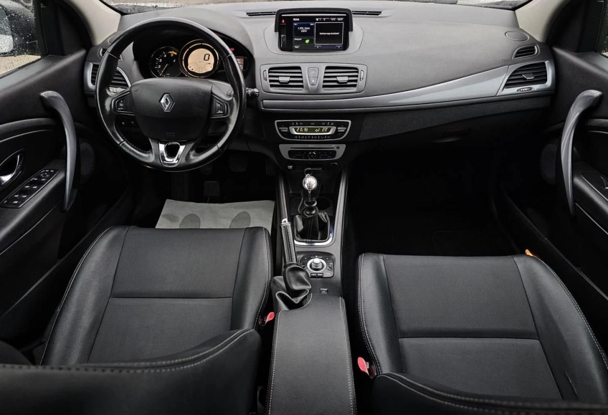 renault-megane-sport-tourer-2015-diesel-1461cc