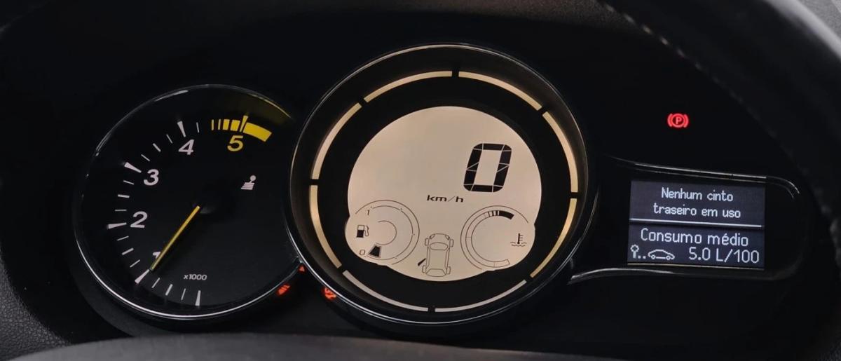 renault-megane-sport-tourer-2015-diesel-1461cc