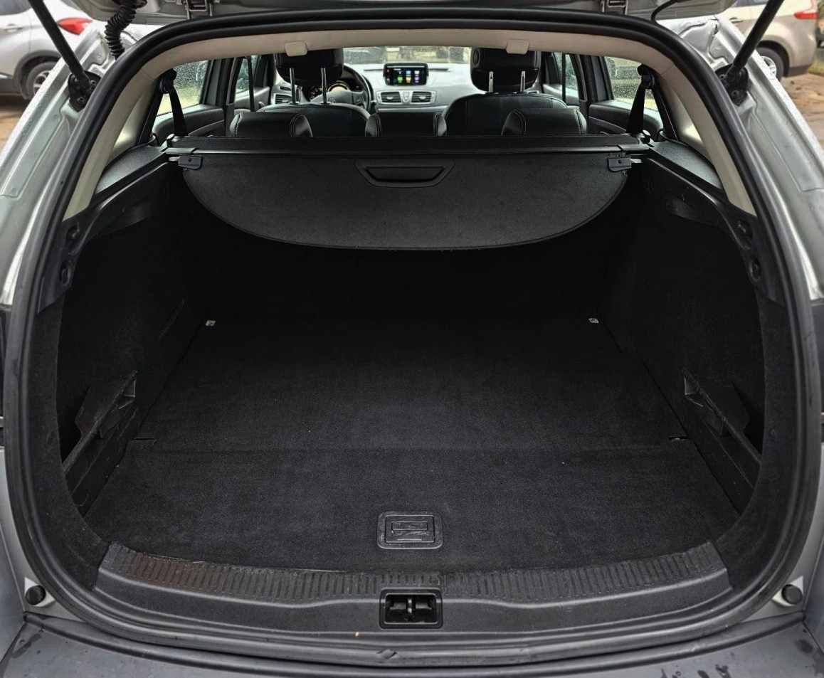 renault-megane-sport-tourer-2015-diesel-1461cc
