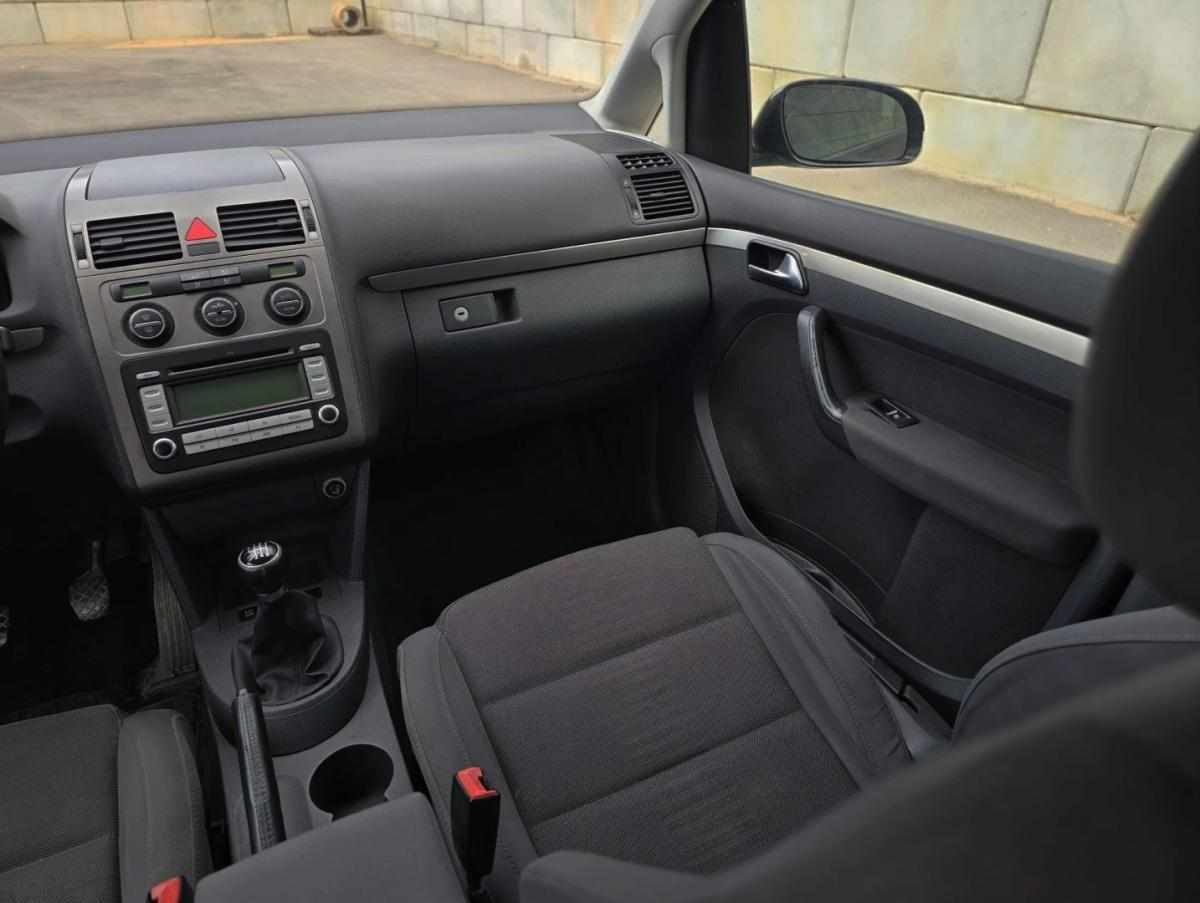 volkswagen-touran-2006-diesel-1896cc
