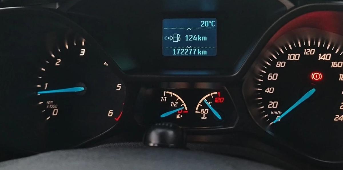 ford-transit-connect-2017-diesel-1499cc