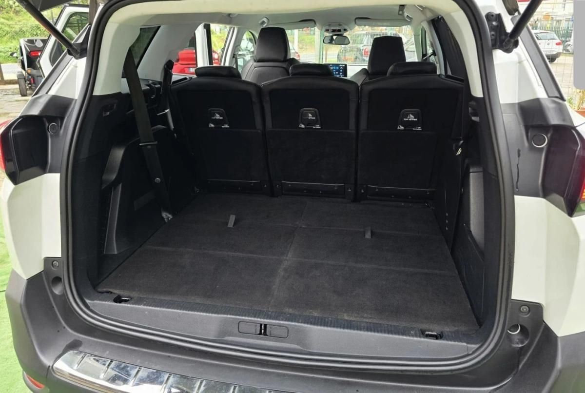 peugeot-5008-2017-diesel-1997cc