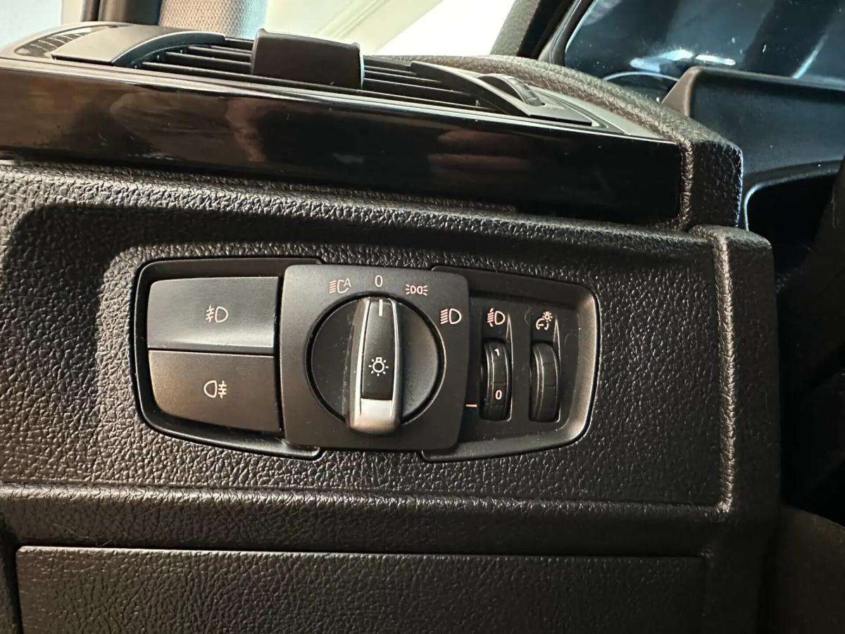 bmw-serie-1-2012-diesel-1598cc