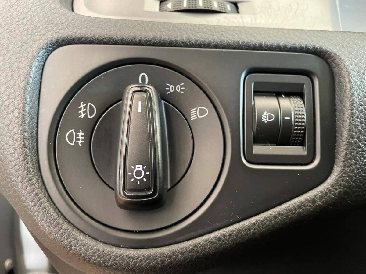 volkswagen-golf-2014-diesel-1598cc
