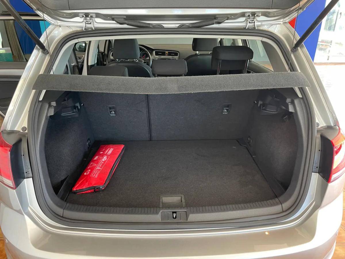 volkswagen-golf-2014-diesel-1598cc