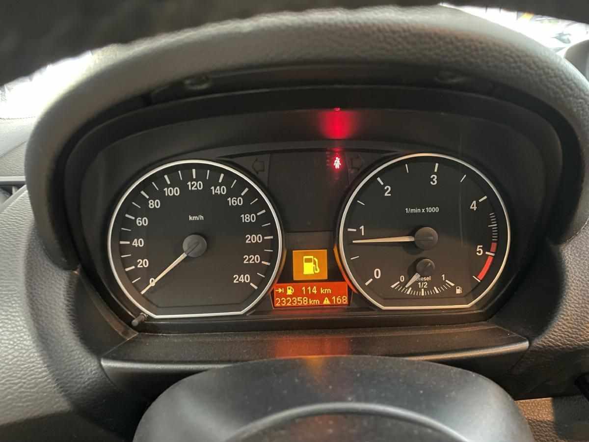 bmw-serie-1-2012-diesel-1995cc