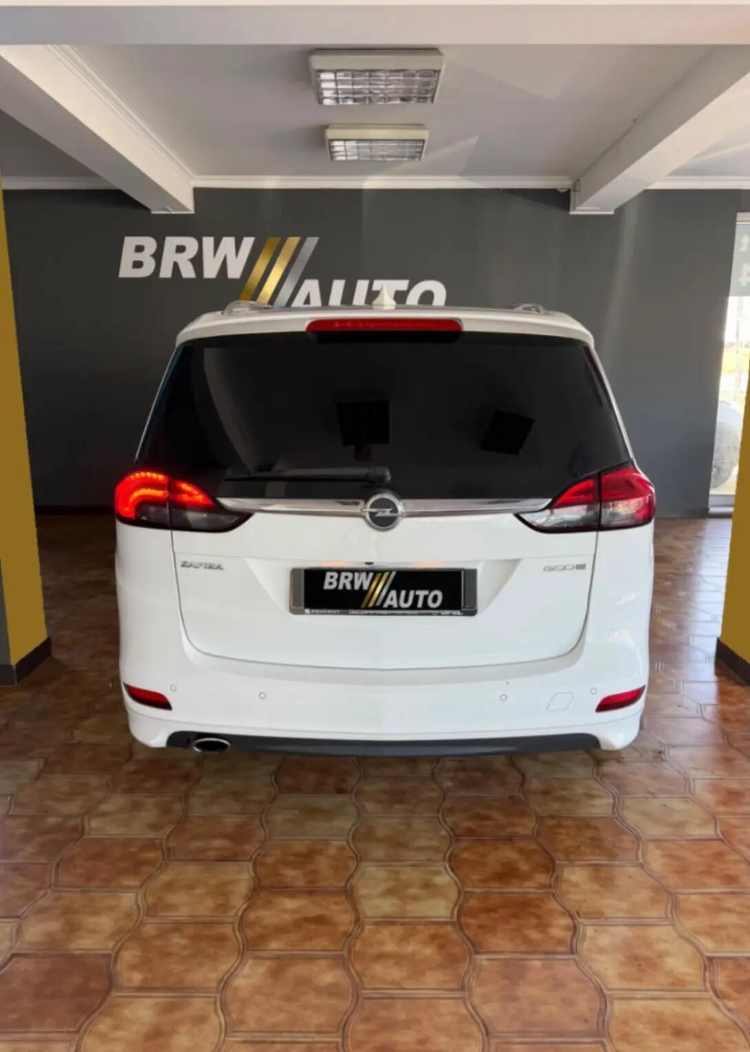 opel-zafira-2017-diesel-1956cc