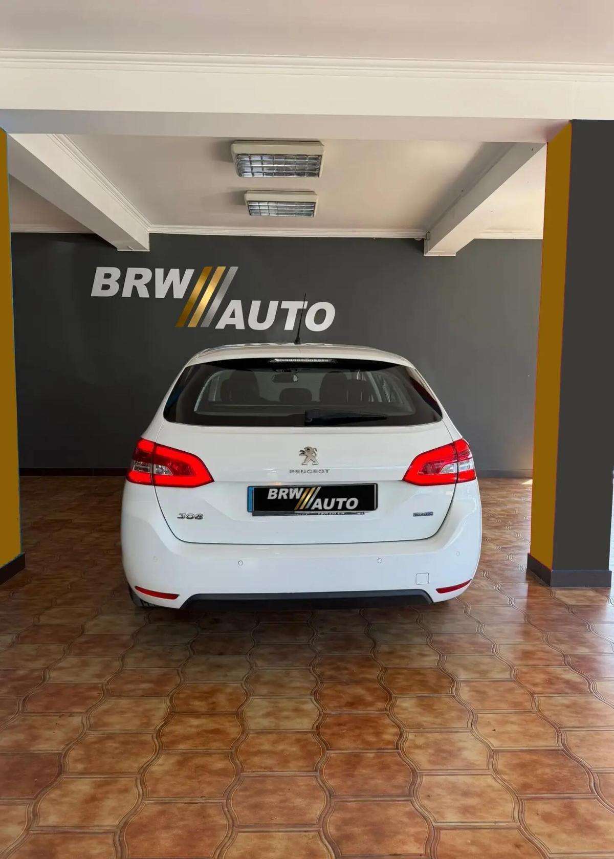 peugeot-308-sw-2016-diesel-1560cc