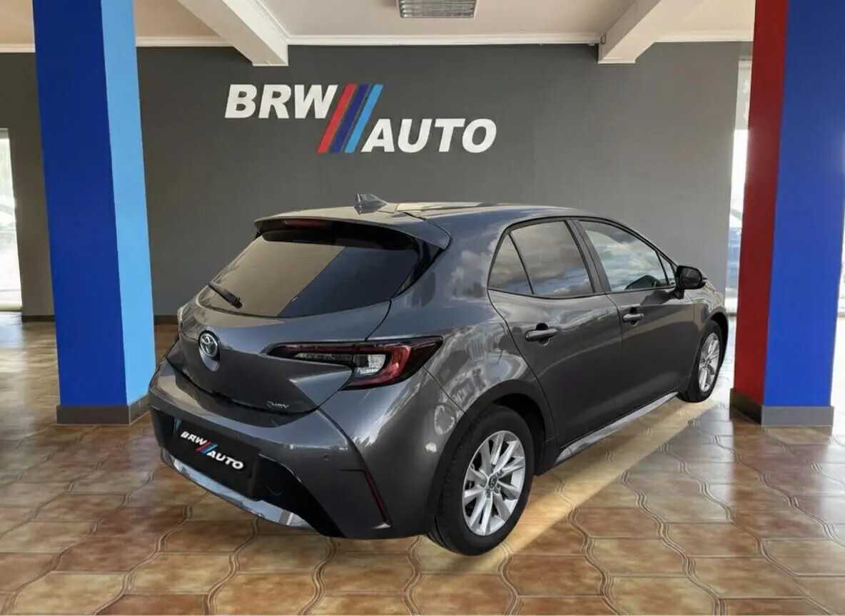 toyota-corolla-2024-hibrido-a-gasolina-1798cc