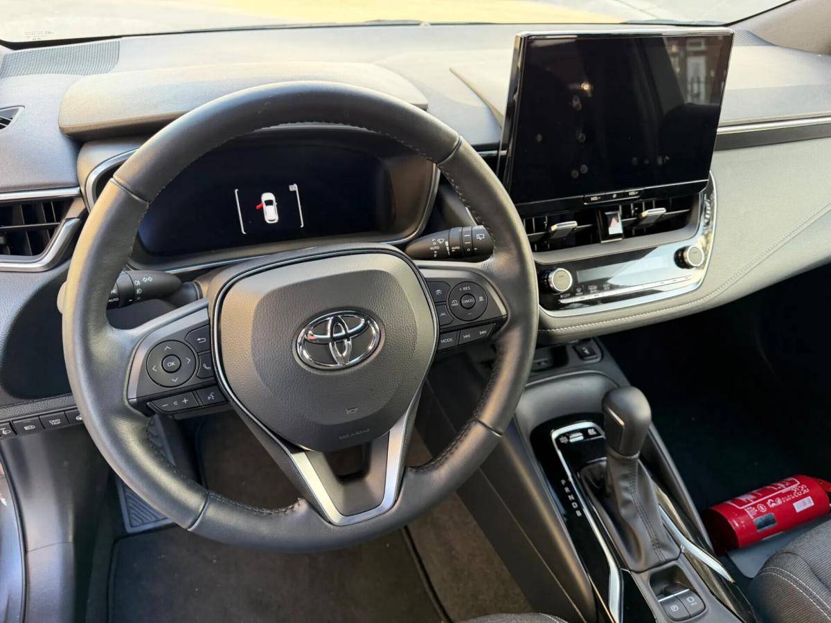 toyota-corolla-2024-hibrido-a-gasolina-1798cc