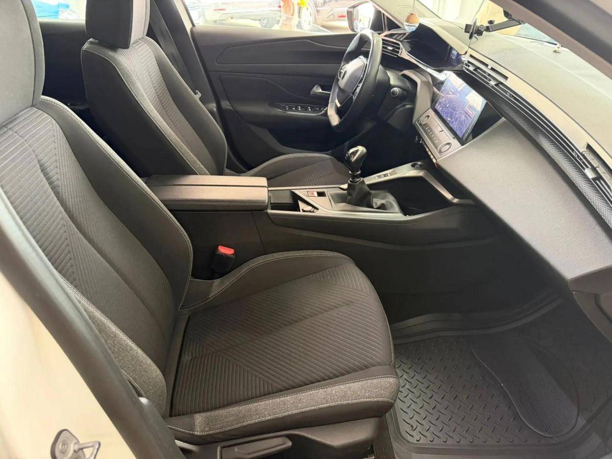 peugeot-308-2022-diesel-1499cc