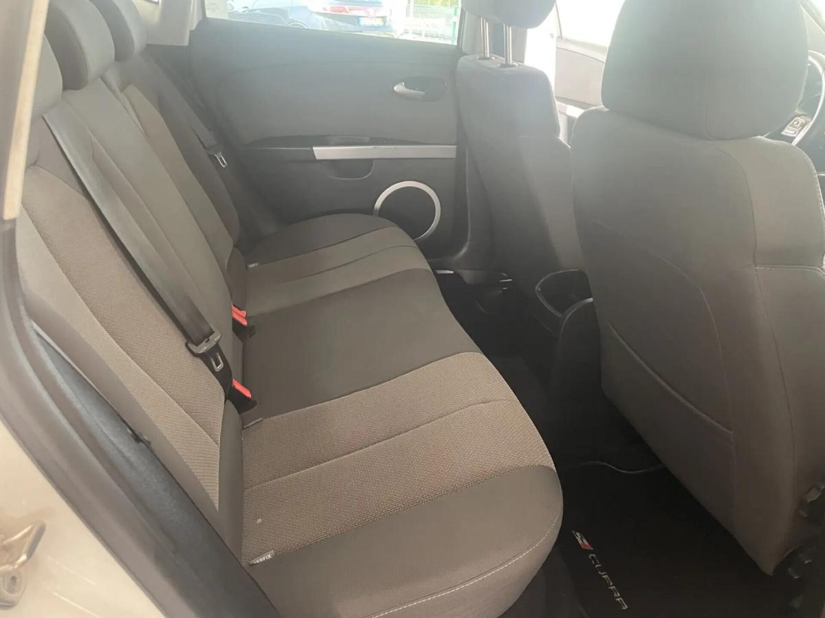 seat-leon-2012-diesel-1598cc