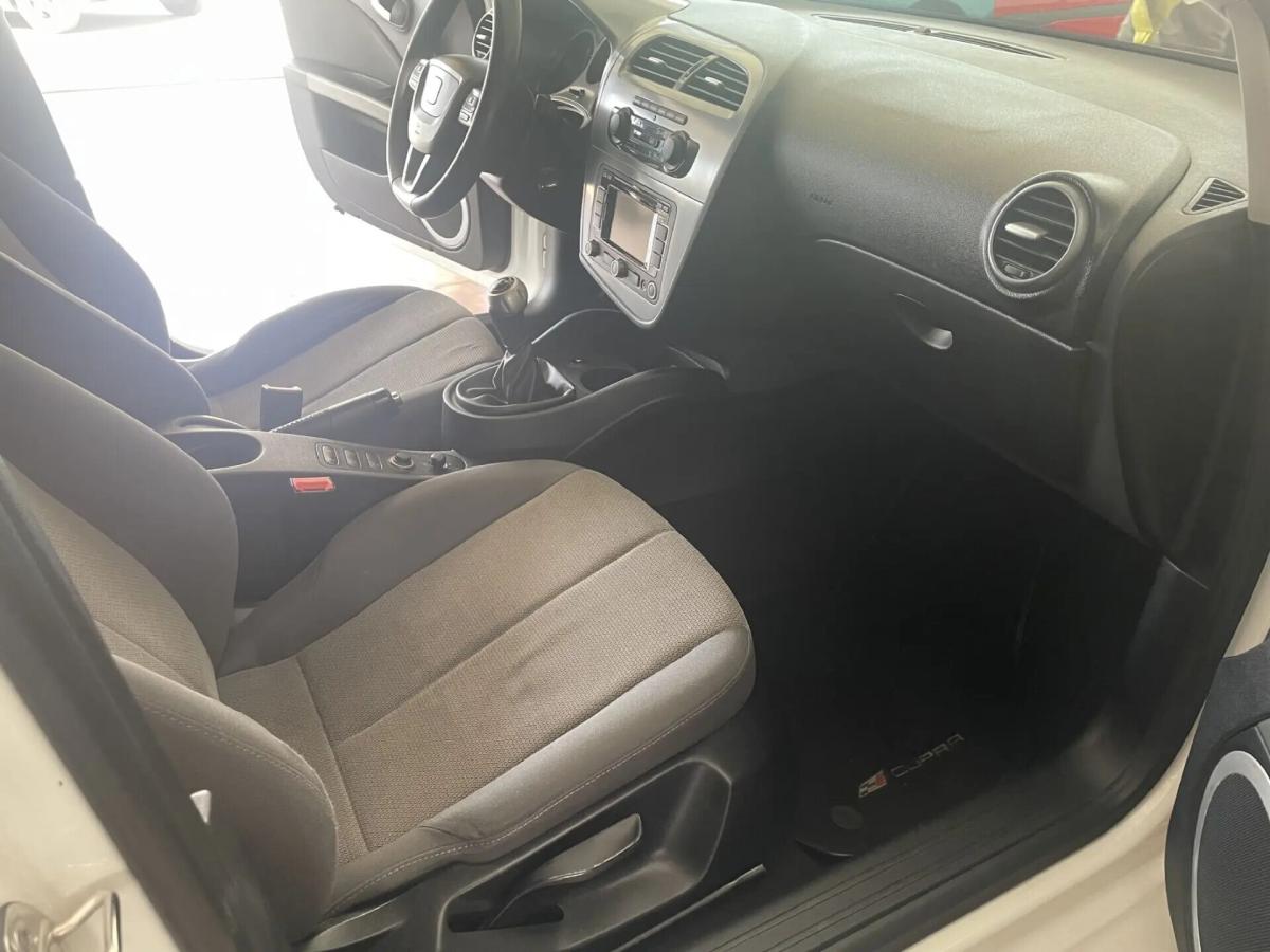 seat-leon-2012-diesel-1598cc