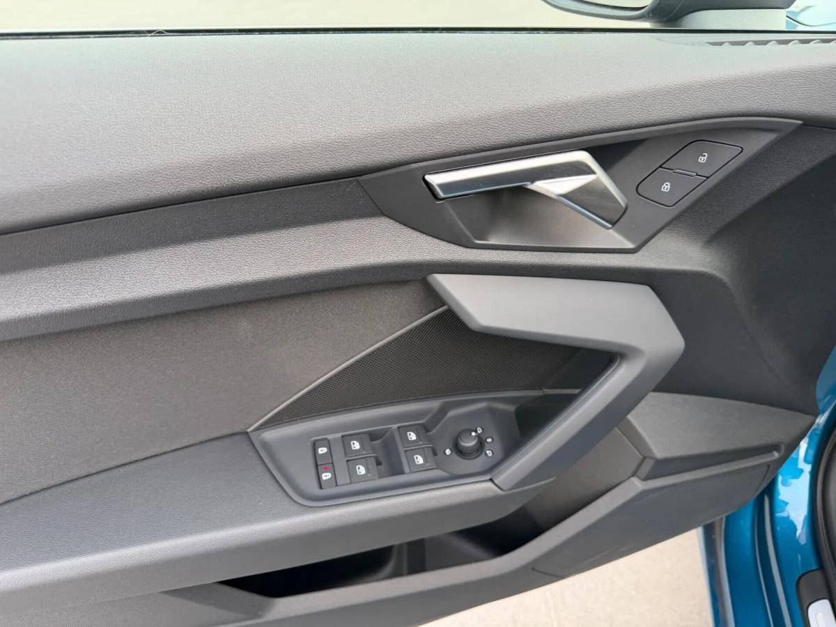 audi-a3-sportback-2023-gasolina-999cc