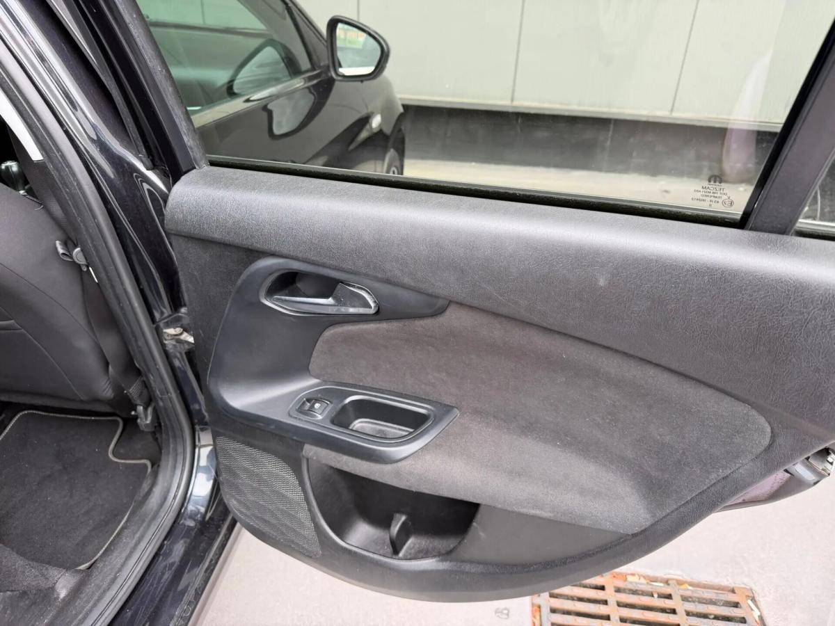 fiat-tipo-station-wagon-2019-diesel-1248cc