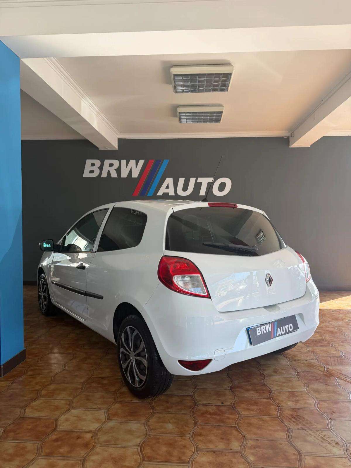 renault-clio-2009-diesel-1461cc