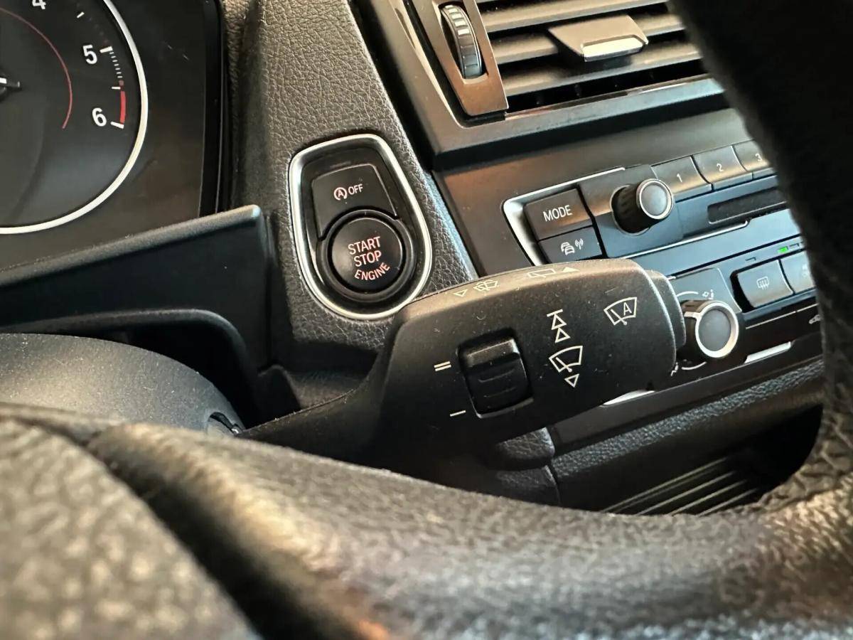 bmw-serie-1-116d-2013-diesel-1598cc