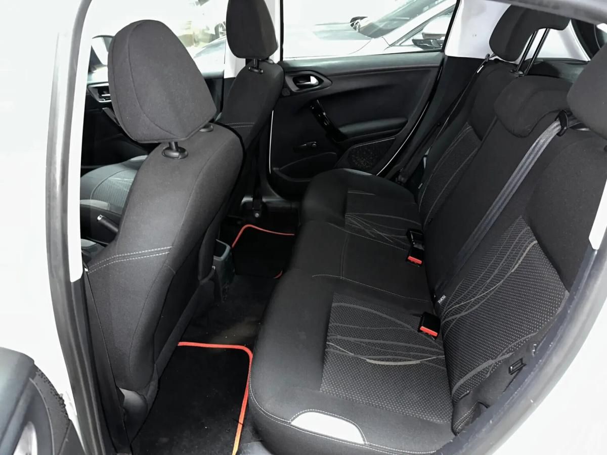 peugeot-2008-2015-gasolina-1199cc