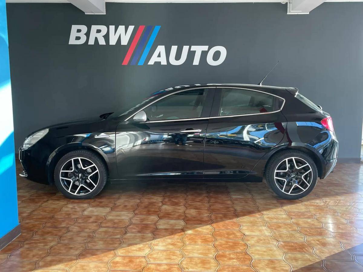 alfa-romeo-giulietta-2012-diesel-1598cc