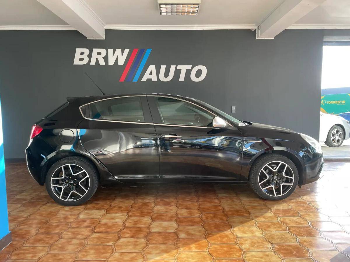 alfa-romeo-giulietta-2012-diesel-1598cc