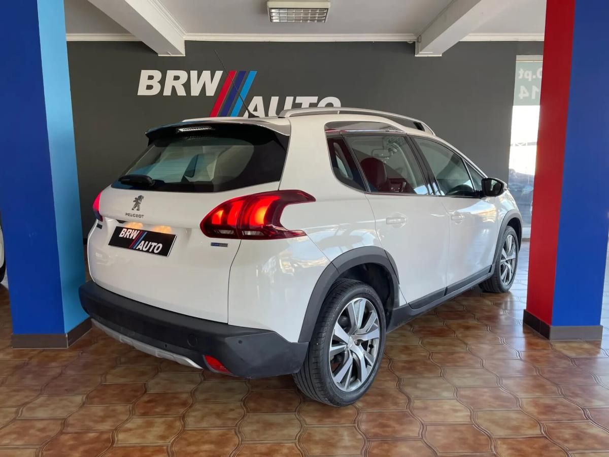 peugeot-2008-2016-gasolina-1199cc