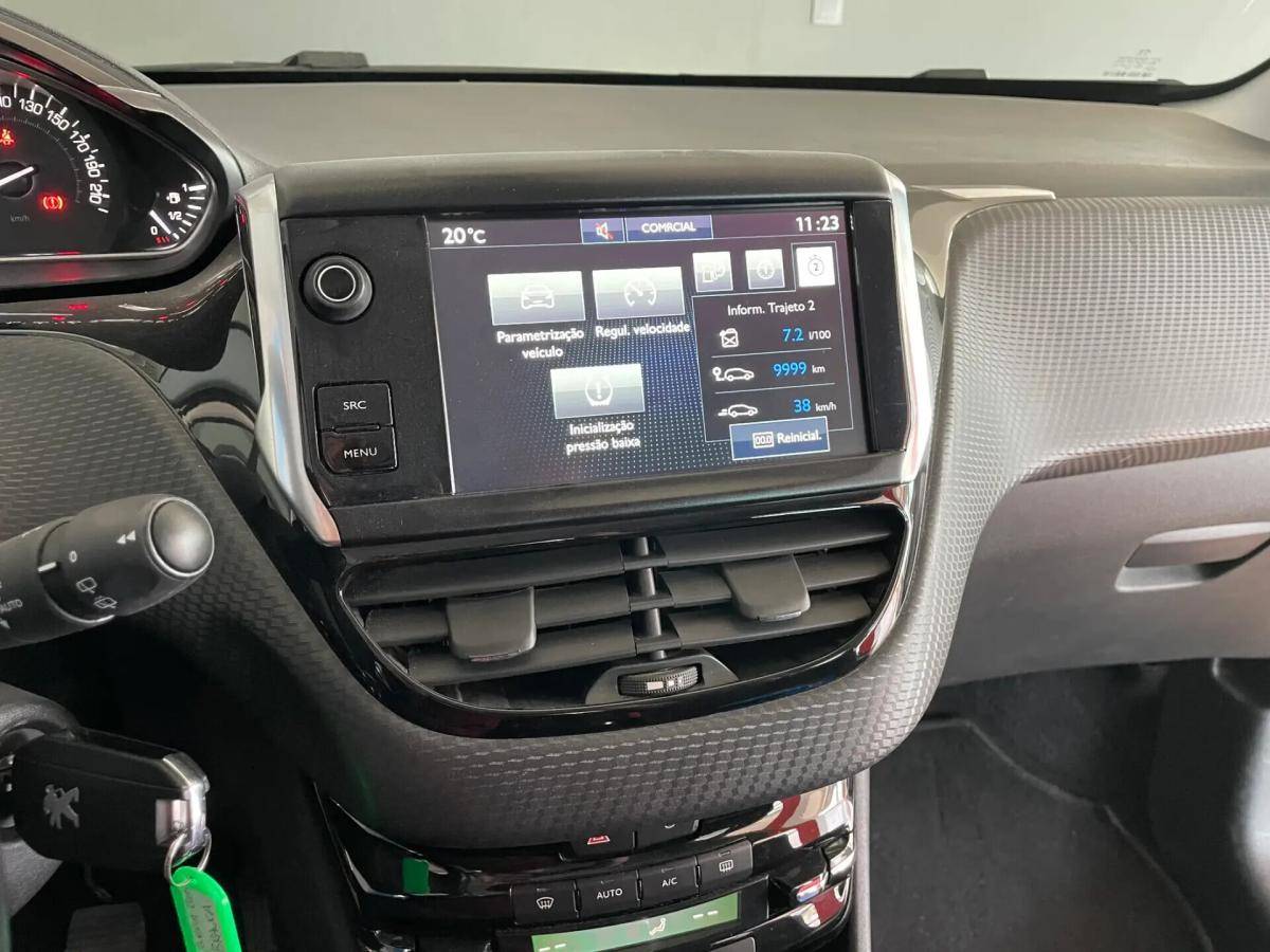 peugeot-2008-2016-gasolina-1199cc