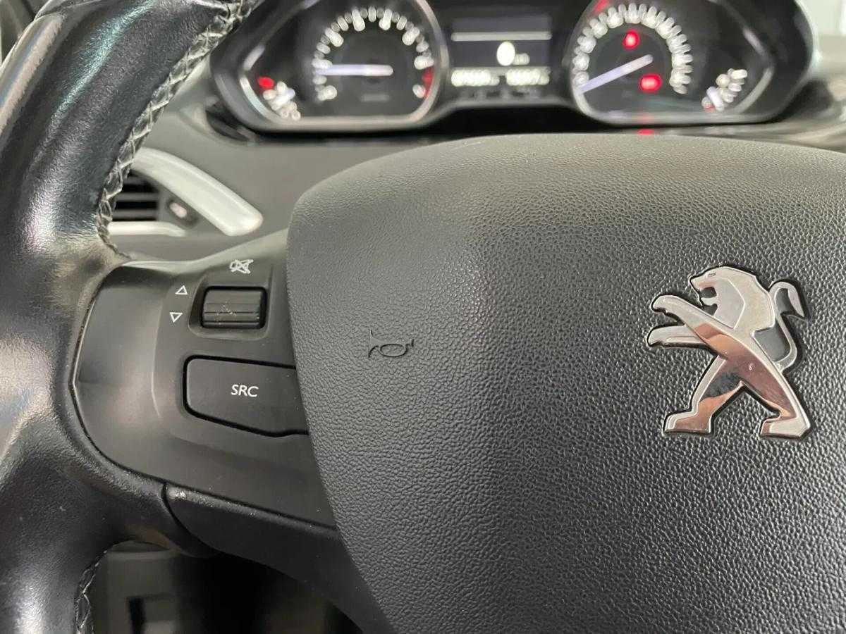 peugeot-2008-2016-gasolina-1199cc