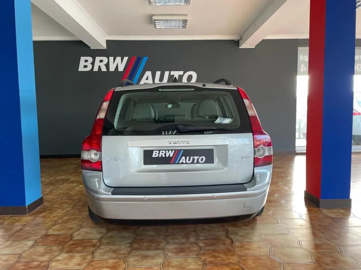 volvo-v50-2008-diesel-1560cc