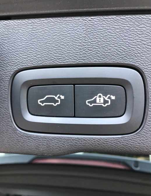 volvo-xc60-b6-2-0-awd-2020-gasolina-1969cc