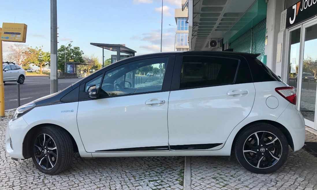 toyota-yaris-hybrid-1-5-vvt-i-2018-gasolina-1497cc