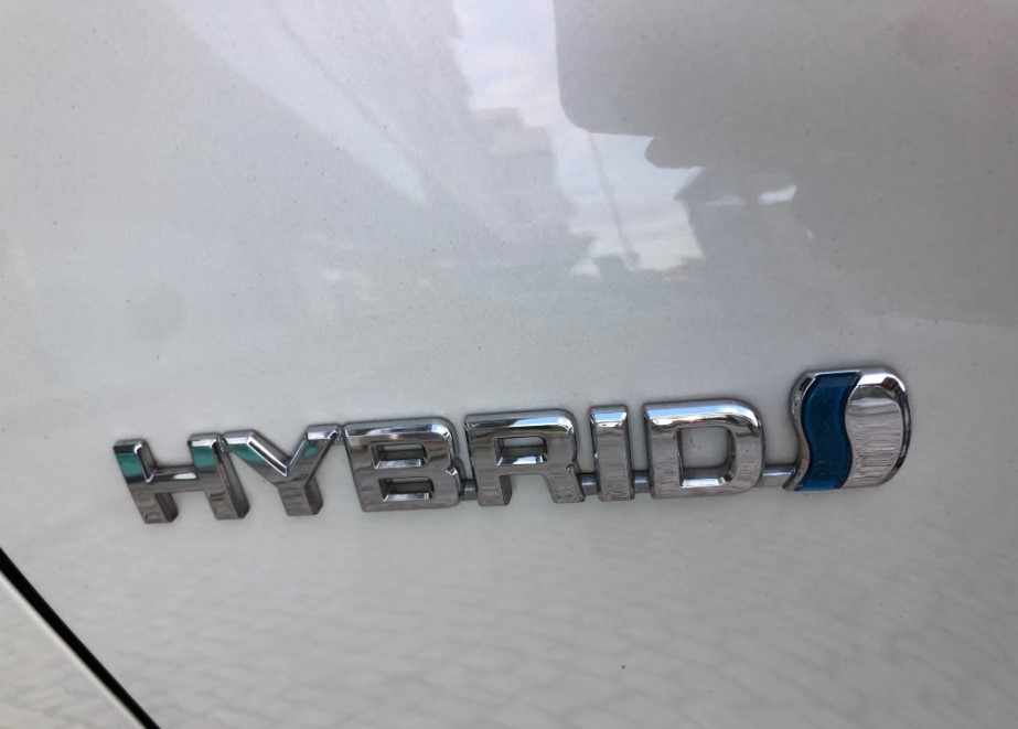 toyota-yaris-hybrid-1-5-vvt-i-2018-gasolina-1497cc