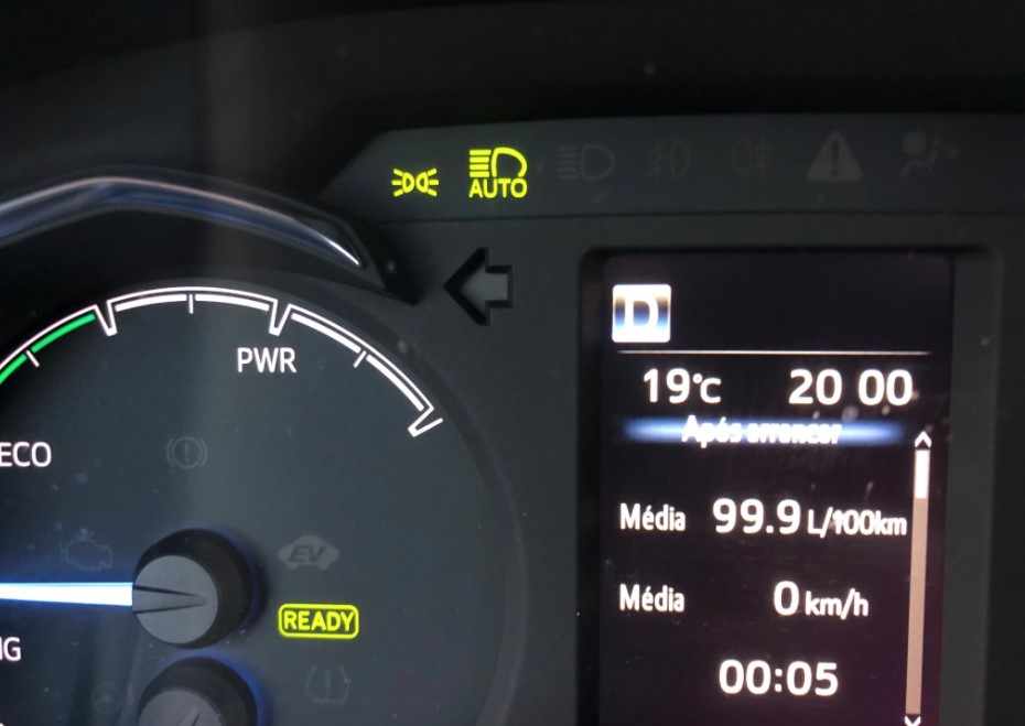 toyota-yaris-hybrid-1-5-vvt-i-2018-gasolina-1497cc
