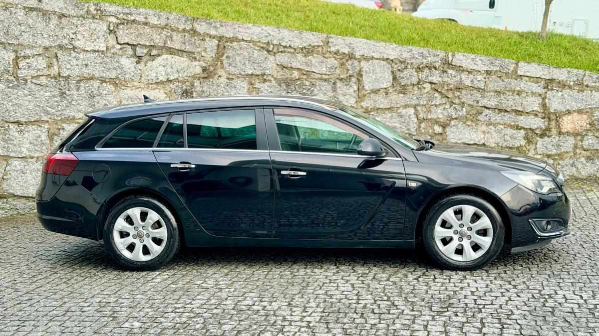 opel-insignia-sports-tourer-2017-diesel-1598cc