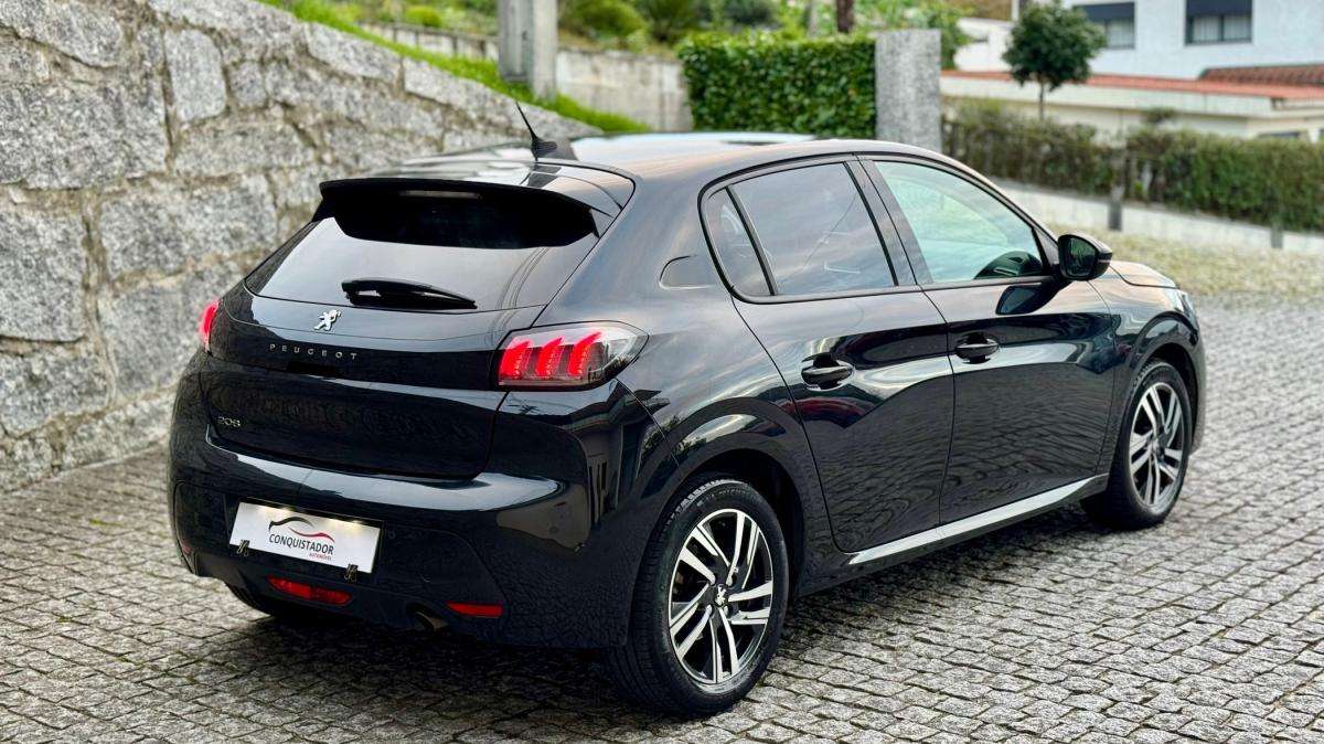 peugeot-208-2021-gasolina-1199cc
