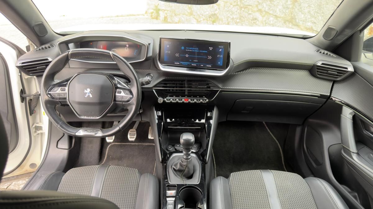 peugeot-2008-2019-gasolina-1199cc