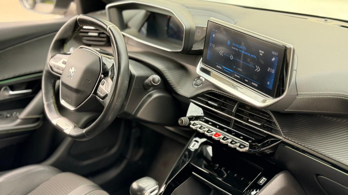 peugeot-2008-2019-gasolina-1199cc