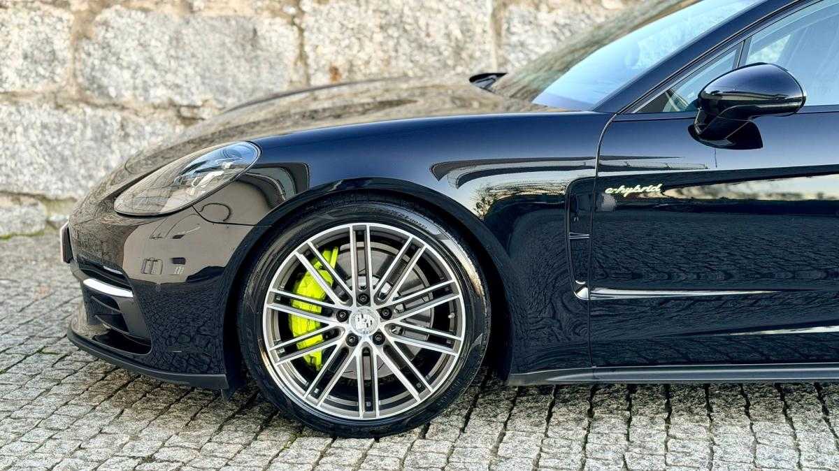 porsche-panamera-2018-hibrido-a-gasolina-2894cc