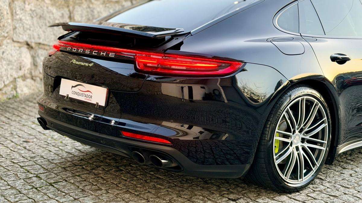porsche-panamera-2018-hibrido-a-gasolina-2894cc