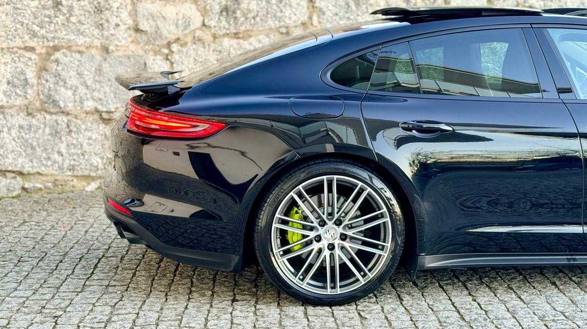 porsche-panamera-2018-hibrido-a-gasolina-2894cc