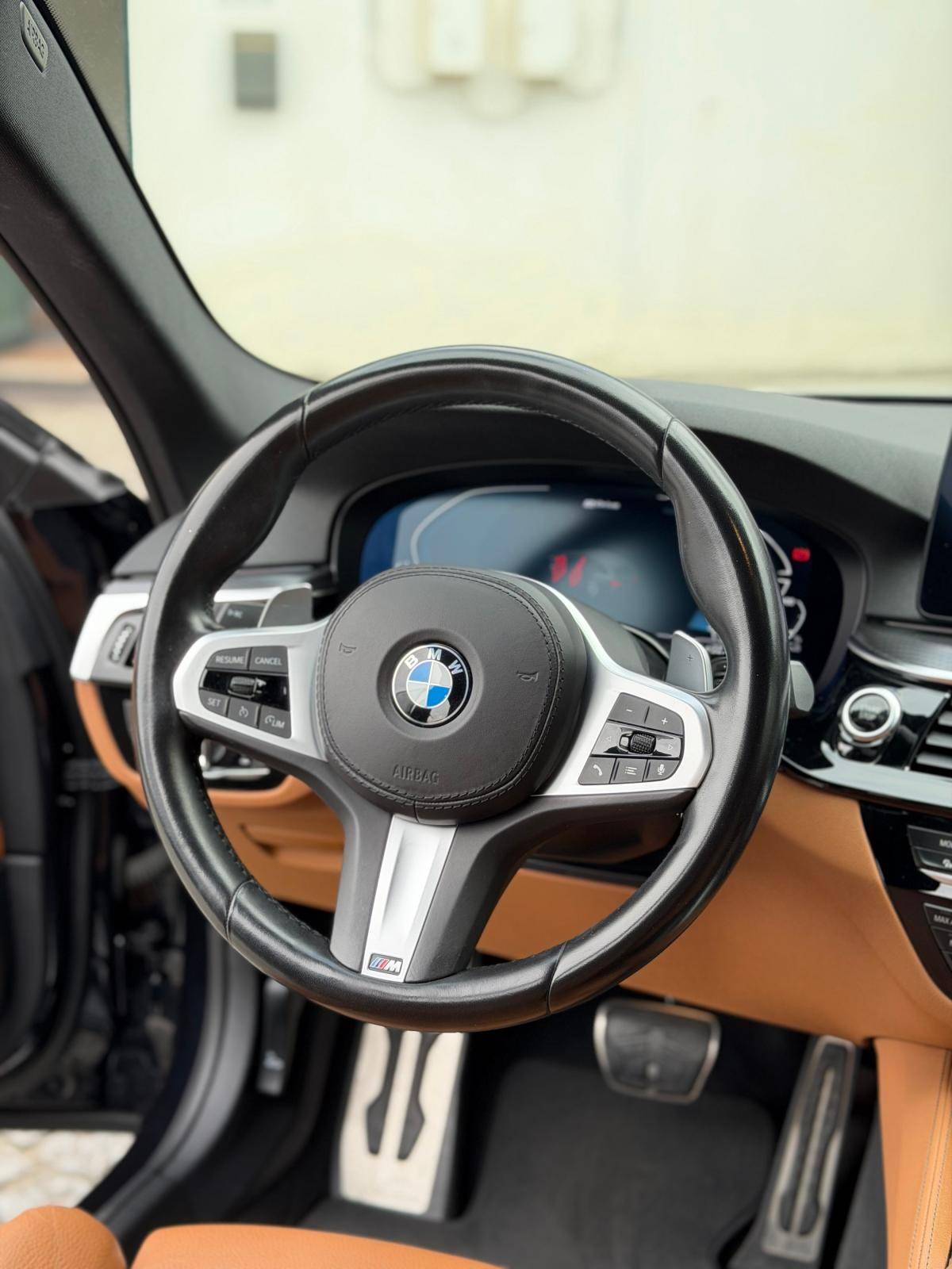 bmw-serie-5-2021-hibrido-a-gasolina-1998cc